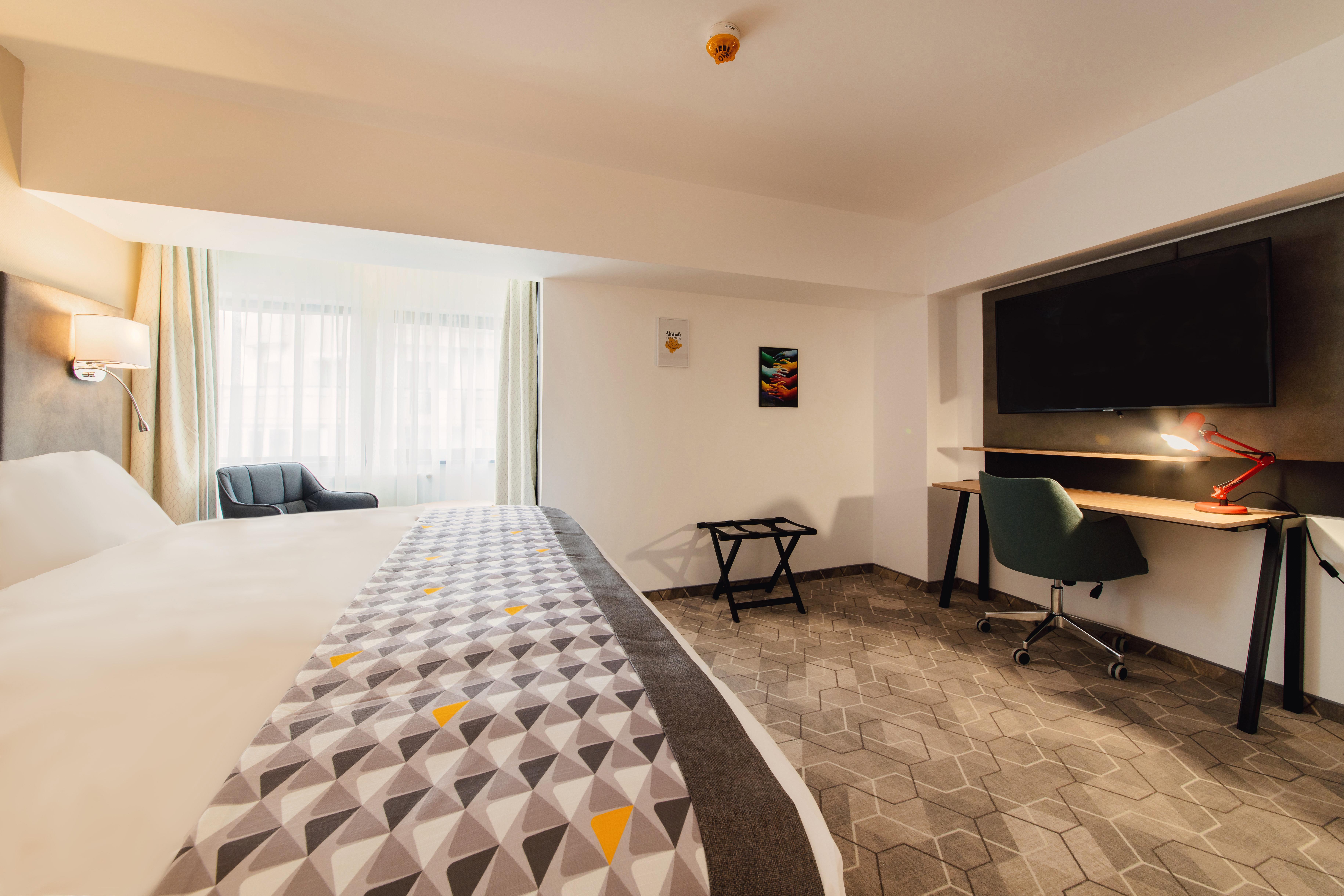 Holiday Inn Bucharest - Times, An Ihg Hotel Екстериор снимка